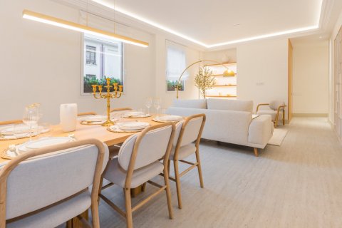 Dzīvoklis pārdošanā Madrid, Spānijā 3 istabas, 97 m2 Nr. 107047 - attēls 6