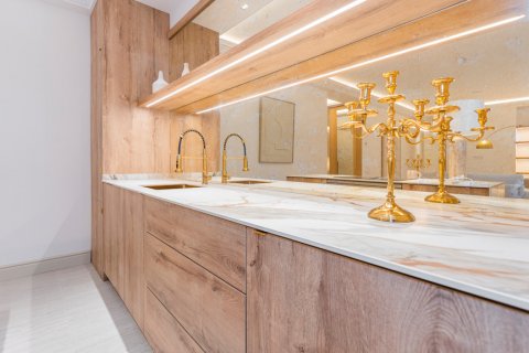 Dzīvoklis pārdošanā Madrid, Spānijā 3 istabas, 97 m2 Nr. 107047 - attēls 27