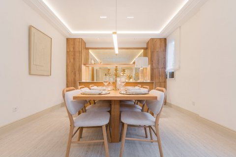 Dzīvoklis pārdošanā Madrid, Spānijā 3 istabas, 97 m2 Nr. 107047 - attēls 11