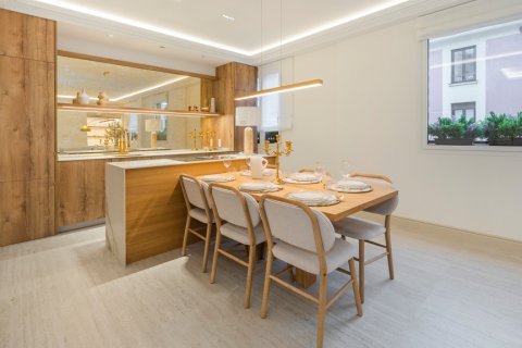 Dzīvoklis pārdošanā Madrid, Spānijā 3 istabas, 97 m2 Nr. 107047 - attēls 10