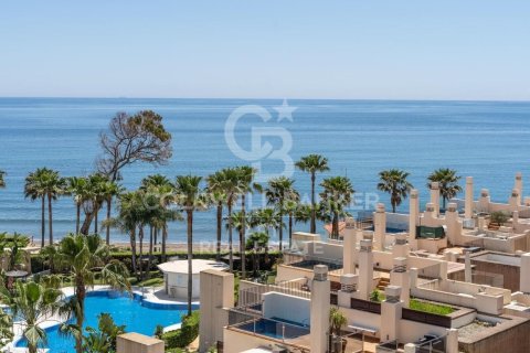 Takvåning i Estepona, Malaga, Spanien 2 sovrum, 127 kvm. Nr. 159448