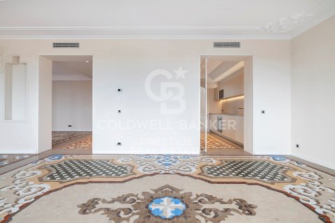 Penthouse for sale in Barcelona, Spain 3 bedrooms, 273 sq.m. No. 159452 - photo 19