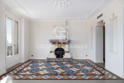 Penthouse for sale in Barcelona, Spain 3 bedrooms, 273 sq.m. No. 159452 - photo 11