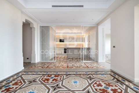 Penthouse for sale in Barcelona, Spain 3 bedrooms, 273 sq.m. No. 159452 - photo 2