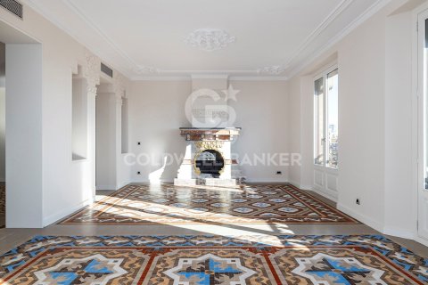Продажа квартиры в Барселона, Испания 3 спальни, 184м2 №159450 - фото 8