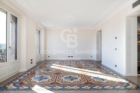 Apartment à vendre à Barcelona, Espagne, 3 chambres, 184 m2 No. 159450 - photo 5