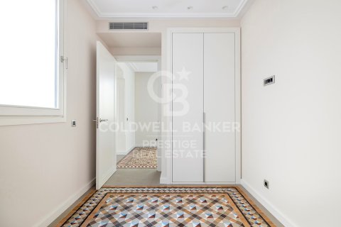 Продажа квартиры в Барселона, Испания 3 спальни, 184м2 №159450 - фото 28