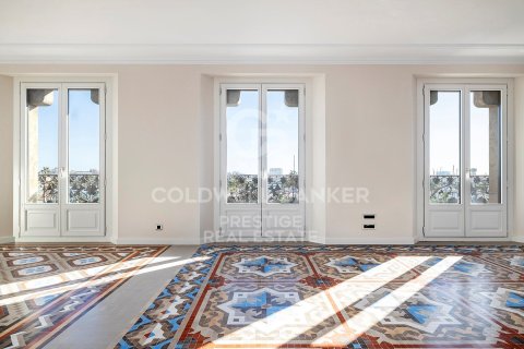 Продажа квартиры в Барселона, Испания 3 спальни, 184м2 №159450 - фото 11
