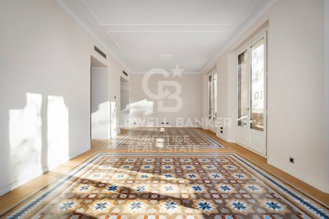 Huoneisto Barcelona, Espanja 3 makuuhuonetta, 183 m2 No. 159451