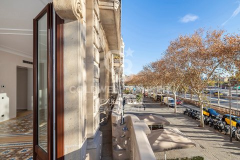 Wohnung zum Verkauf in Barcelona, Spanien 3 Schlafzimmer, 183 m2 Nr. 159451 - Foto 2