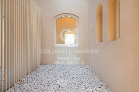 Huoneisto myytävänä Barcelona, Espanja, 3 makuuhuonetta, 183 m2 No. 159451 - kuva 14