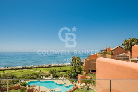 Kattohuoneisto myytävänä Marbella, Malaga, Espanja, 4 makuuhuonetta, 242 m2 No. 159447 - kuva 3