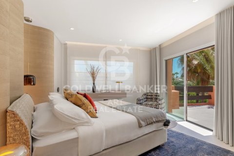 Kattohuoneisto myytävänä Marbella, Malaga, Espanja, 4 makuuhuonetta, 242 m2 No. 159447 - kuva 28
