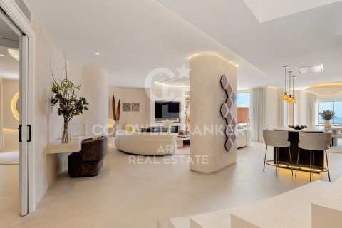 Kattohuoneisto myytävänä Marbella, Malaga, Espanja, 4 makuuhuonetta, 242 m2 No. 159447 - kuva 17