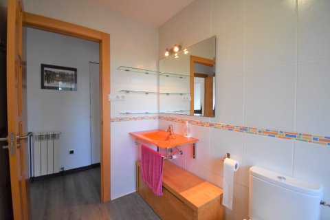 Villa for sale in Pinar De Campoverde, Alicante, Spain 4 bedrooms, 150 sq.m. No. 145574 - photo 20