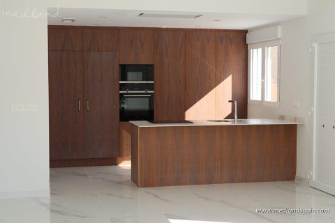 Villa en venta en La Romana, Alicante, España 3 dormitorios, 135 m2 No. 140203 - foto 3