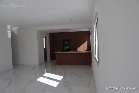 Villa en venta en La Romana, Alicante, España 3 dormitorios, 135 m2 No. 140203 - foto 2