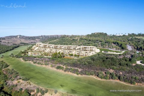 Apartamento en venta en San Roque, Cádiz, España 2 dormitorios, 116 m2 No. 140205 - foto 3