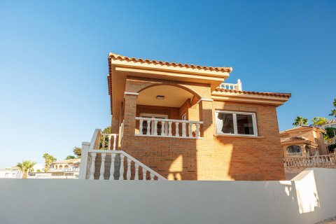 Villa for sale Ciudad Quesada, Alicante, Spain 4 bedrooms, 199 sq.m. No. 135366 - photo 1