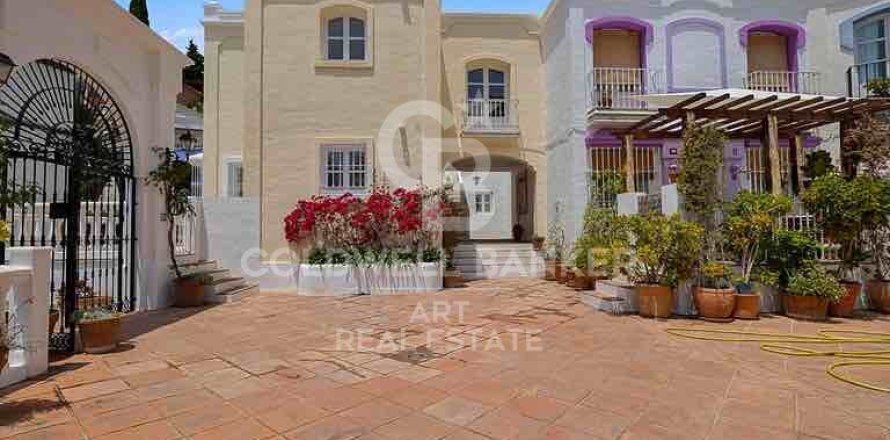 Radhus i Benahavis, Malaga, Spanien 3 sovrum, 133 kvm. Nr. 159444