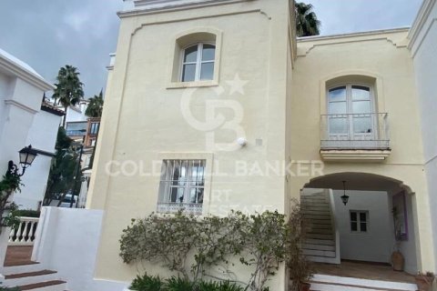 Radhus till salu i Benahavis, Malaga, Spanien 3 sovrum, 133 kvm. Nr. 159444 - foto 13