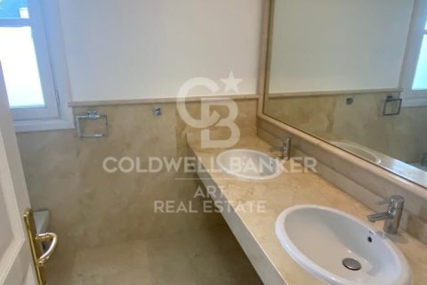 Radhus till salu i Benahavis, Malaga, Spanien 3 sovrum, 133 kvm. Nr. 159444 - foto 9