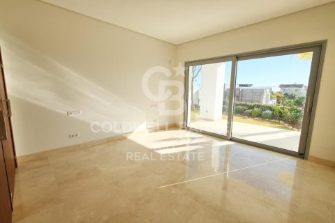 Villa for sale in Benahavis, Malaga, Spain 4 bedrooms, 289 sq.m. No. 159440 - photo 7
