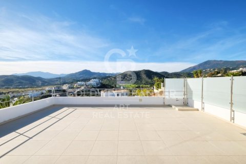 Villa for sale in Benahavis, Malaga, Spain 4 bedrooms, 289 sq.m. No. 159440 - photo 14