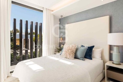 Villa à vendre à Estepona, Malaga, Espagne, 5 chambres, 413 m2 No. 159442 - photo 17