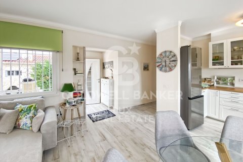 House for sale in Palau-saverdera, Girona, Spain 3 bedrooms, 233 sq.m. No. 159439 - photo 6