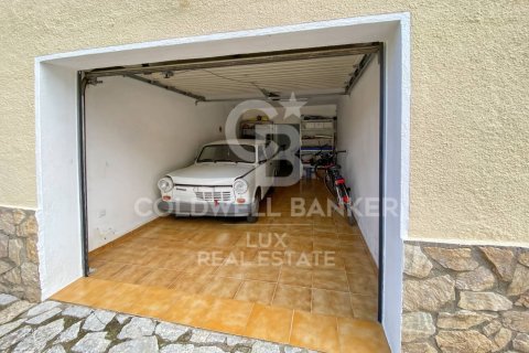 House for sale in Palau-saverdera, Girona, Spain 3 bedrooms, 233 sq.m. No. 159439 - photo 20