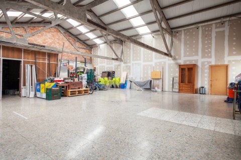 Commercial property for sale in Parets del Vallès, Barcelona, Spain 618 sq.m. No. 167144 - photo 29