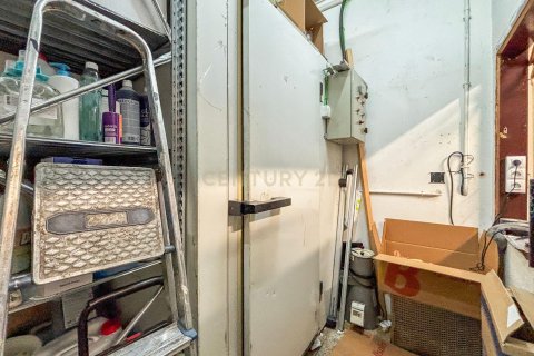 Commercial property for sale in Parets del Vallès, Barcelona, Spain 618 sq.m. No. 167144 - photo 26