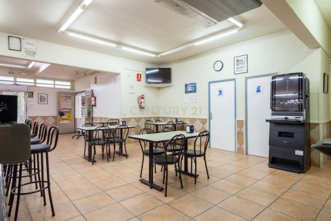 Commercial property for sale in Parets del Vallès, Barcelona, Spain 618 sq.m. No. 167144 - photo 16