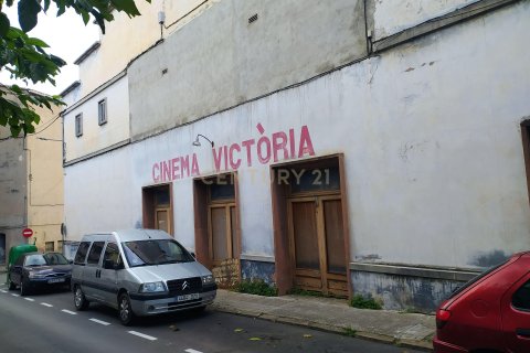 Retail store for sale in Gironella, Barcelona, Spain 910 sq.m. No. 167140 - photo 15
