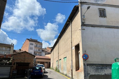 Retail store for sale in Gironella, Barcelona, Spain 910 sq.m. No. 167140 - photo 8