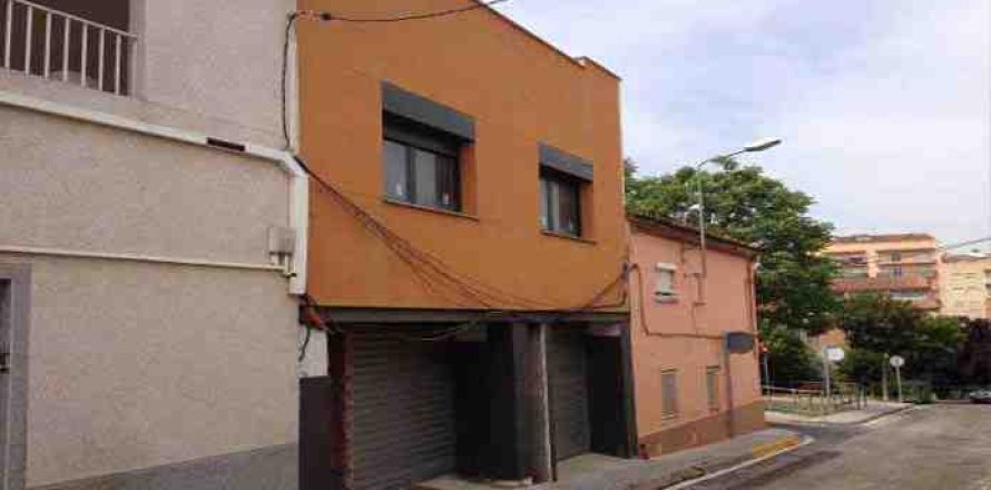 Apartament w Santa Margarida de Montbui, Barcelona, Hiszpania 1 sypialnia, 58 mkw. nr 167142