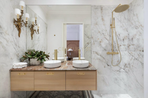 Huoneisto myytävänä Barcelona, Espanja, 3 makuuhuonetta, 161 m2 No. 167143 - kuva 27