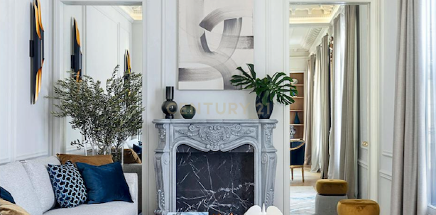 Huoneisto Barcelona, Espanja 3 makuuhuonetta, 161 m2 No. 167143