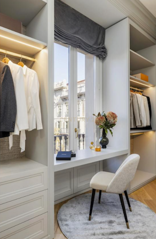 Apartament w Barcelona, Hiszpania 3 sypialnie, 161 mkw. nr 167143