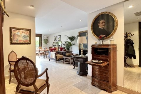 Apartment for sale Madrid, Spain 2 bedrooms, 102 sq.m. No. 76221 - photo 3