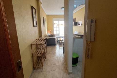 Penthouse for sale in Torrevieja, Alicante, Spain 1 bedroom, 55 sq.m. No. 184370 - photo 6