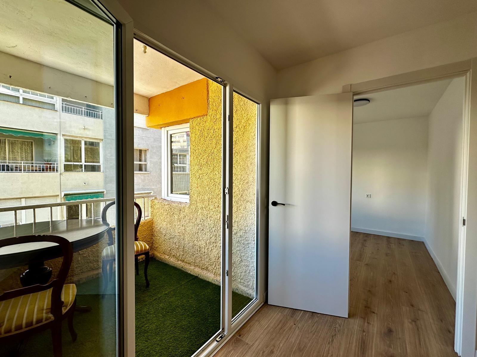 Huoneisto Torrevieja, Alicante, Espanja 3 makuuhuonetta, 117 m2 No. 184369