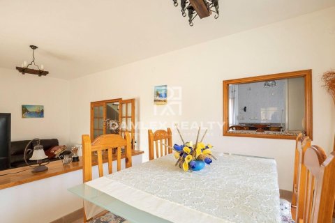 Villa à vendre à Tamariu, Girona, Espagne, 4 chambres, 252 m2 No. 177186 - photo 8