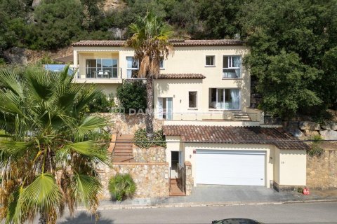 Villa à vendre à Calonge, Girona, Espagne, 4 chambres, 172 m2 No. 177183 - photo 3