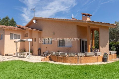 Продажа виллы в Калонже, Герона, Испания 5 спален, 413м2 №177185 - фото 5