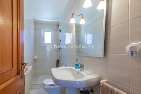 Продажа виллы в Калонже, Герона, Испания 5 спален, 413м2 №177185 - фото 22
