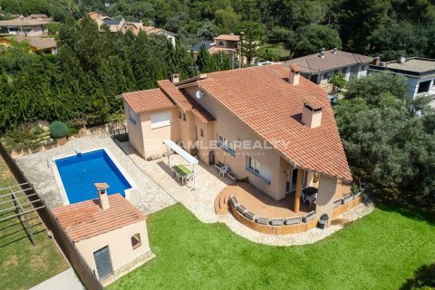 Продажа виллы в Калонже, Герона, Испания 5 спален, 413м2 №177185 - фото 3