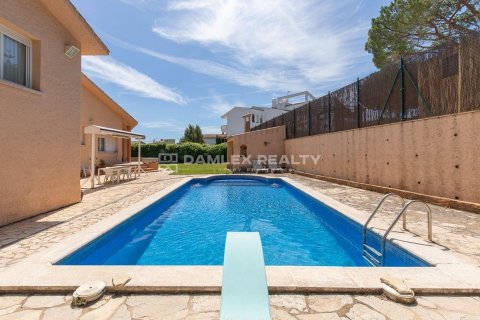 Продажа виллы в Калонже, Герона, Испания 5 спален, 413м2 №177185 - фото 11