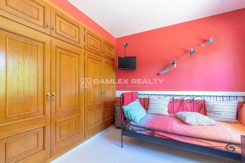 Продажа виллы в Калонже, Герона, Испания 5 спален, 413м2 №177185 - фото 27
